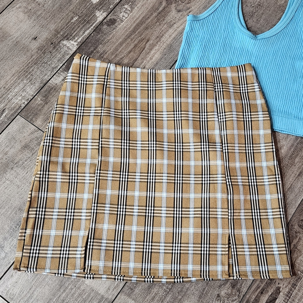 Plaid Mini Skirt Size Medium